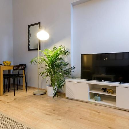 I30 Studio Apartment In Central Location. Будапеща Екстериор снимка