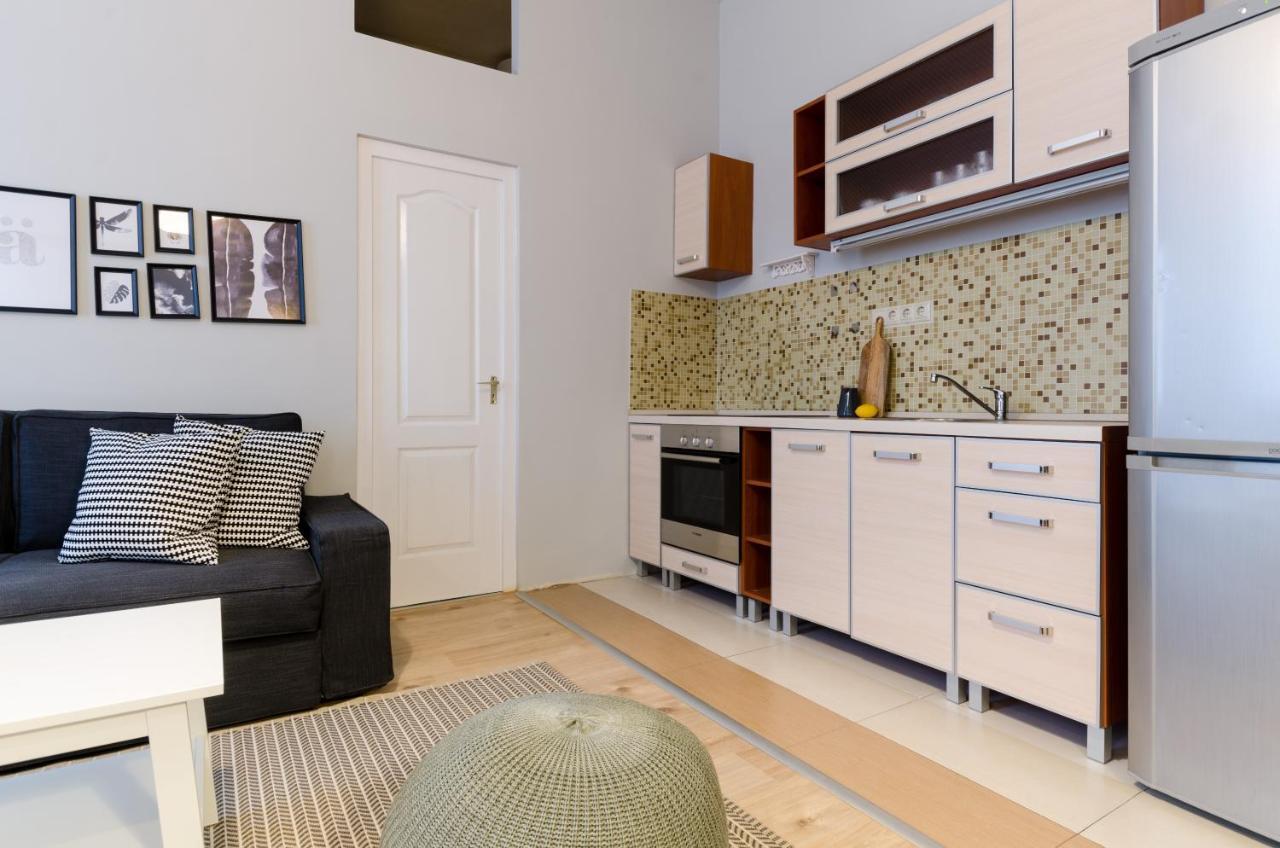 I30 Studio Apartment In Central Location. Будапеща Екстериор снимка